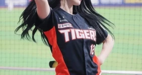 대만을 사로잡은 한국 치어리더, 염세빈