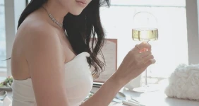 미시차유리 육덕진 몸매