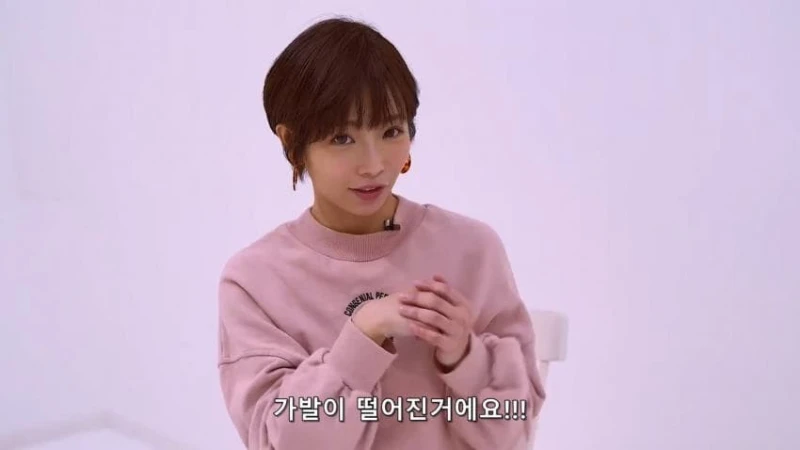 AV배우가 촬영하며 가장 난감했던 상황-38