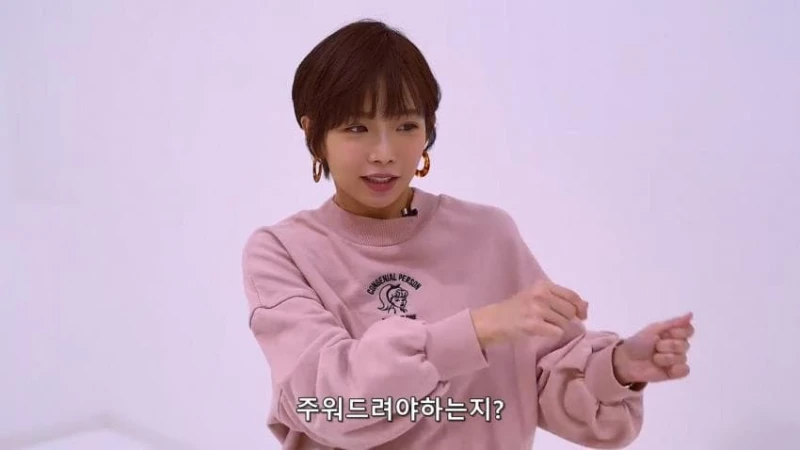 AV배우가 촬영하며 가장 난감했던 상황-44