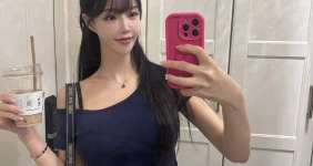 이게 바로 민한나 레이싱 모델의 옷 차림이지