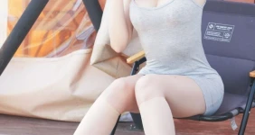 회색 원피스입고 유혹하는 꽃빵 스킬