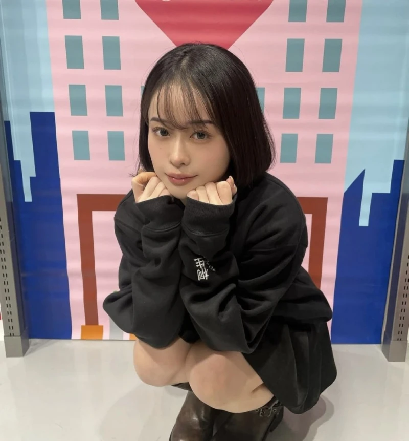 앞머리 내리고 얼굴 전성기 찾은 AV 여배우-4