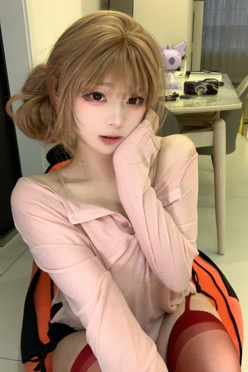 역대급 비주얼+몸매 코스프레-2