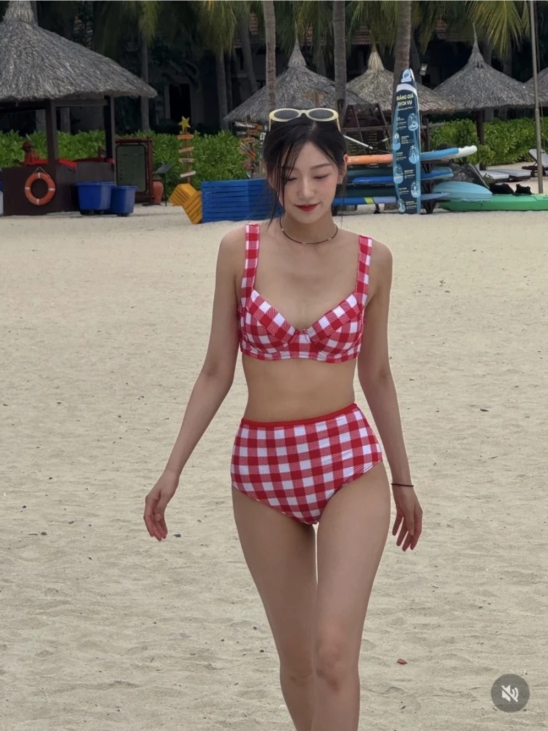 98년생 정예인 비키니-2