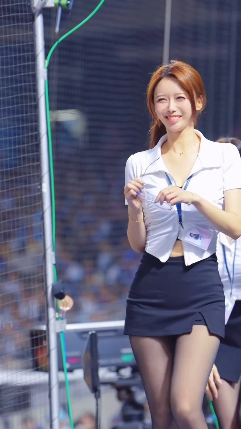 내수차별.. 대만 이아영 치어리더 의상-2