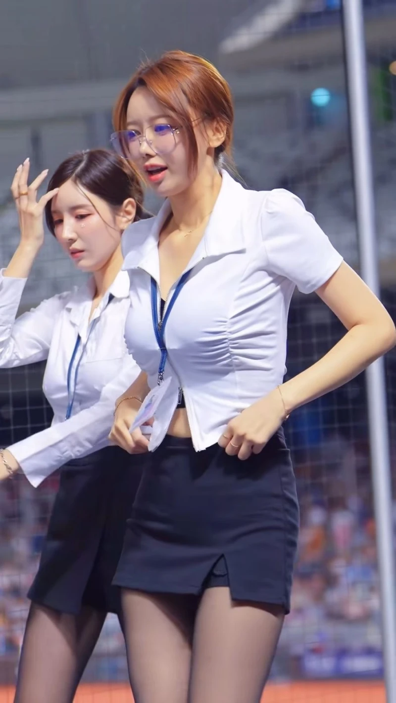 내수차별.. 대만 이아영 치어리더 의상-4