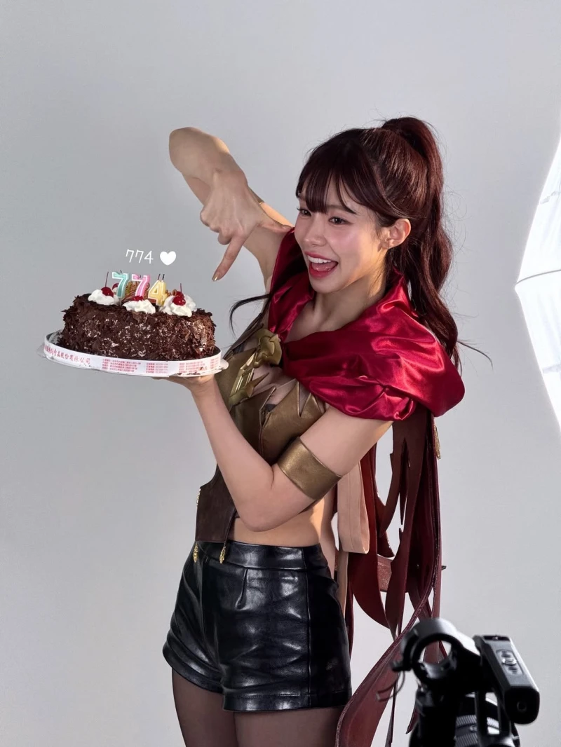 이다혜 치어리더 근황(세븐나이츠 코스프레)-7