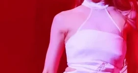 망사 홀터넥 아이오아이 전소미