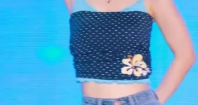 오마이걸 유빈 시원한 청팬츠