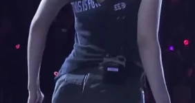 트와이스 미나 뒤태