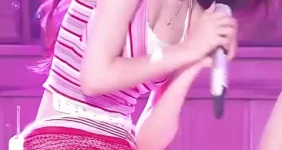 베이비몬스터 로라 매끈 하체