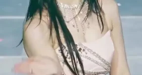 핑크 오프솔더 베이비몬스터 아현