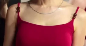 크롭 민소매 브브걸 유나
