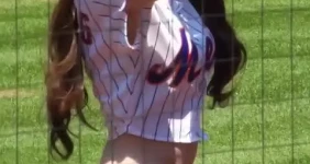 아이브 장원영 MLB 뉴욕 메츠 시구