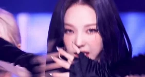 카리나 그녀는 신인가