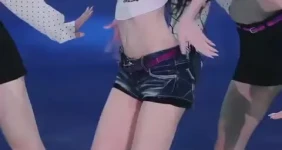 있지 유나 버블팝