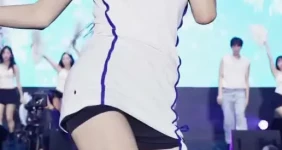 토트넘 핫걸 권은비