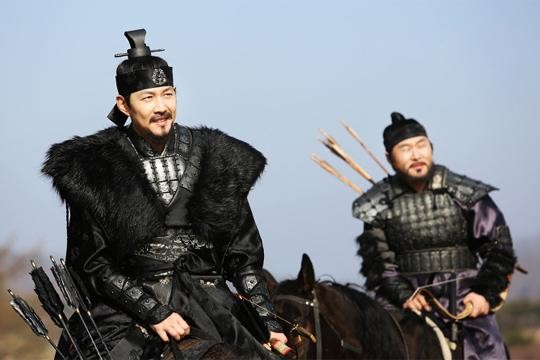 조선 사극영화에서 실제 역사와 다른 점들 