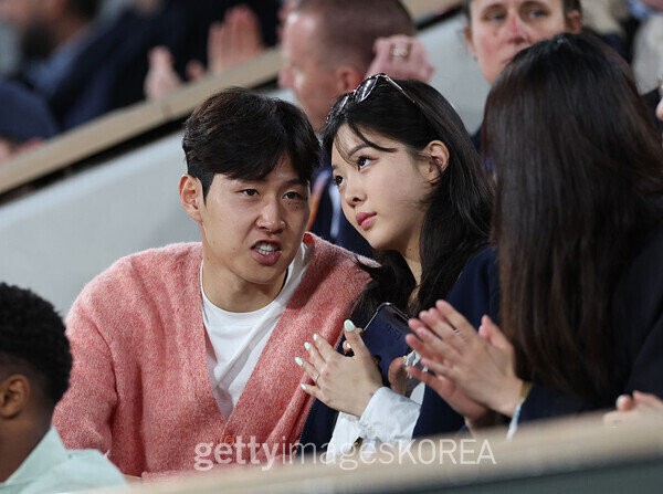 이강인 여친 스펙 & 만나게 된 경로..-4