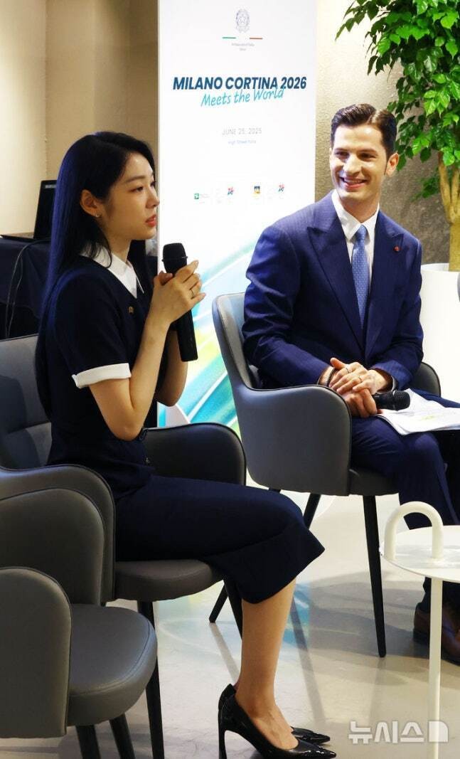 미모가 꺾일 기세가 안보인다는 김연아 최근 모습-4
