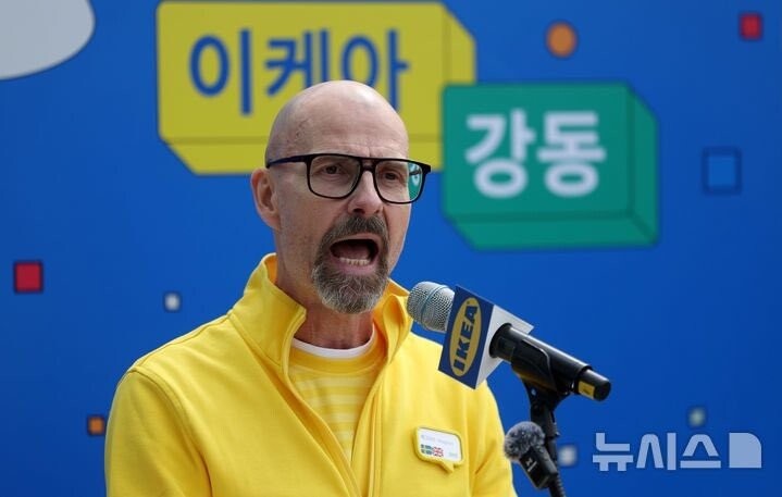 새로생긴 이케아 강동점 점장...얼굴 논란
