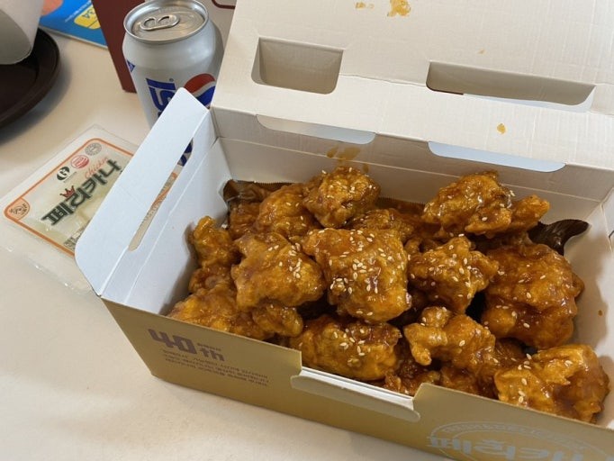 진짜 너무 맛있는 페리카나 양념치킨-3