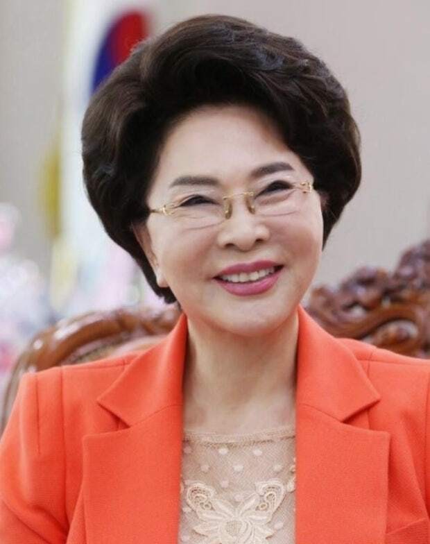 동안으로 유명한 이길여 총장 아침 식단