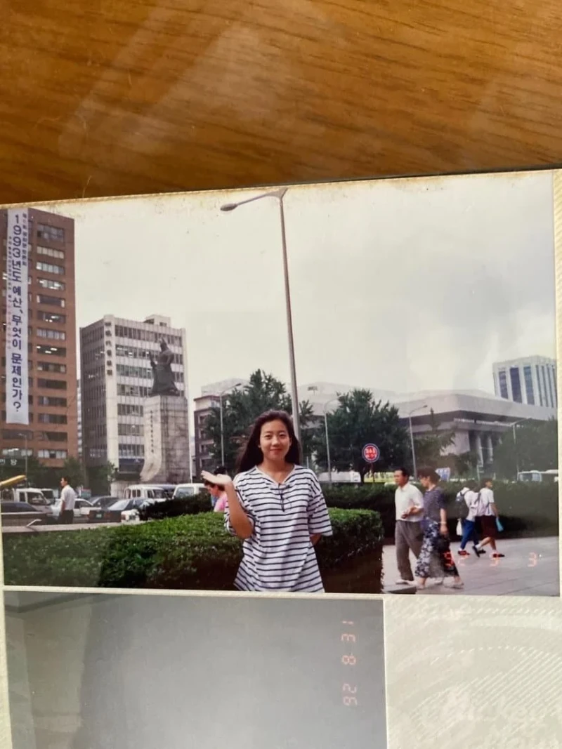 34년 전 한국에서 사진을 찍은 일본 여성-7
