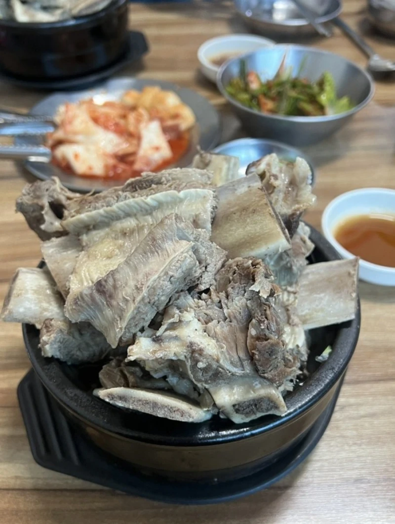 대구에서 판다는 13,000원 갈비탕