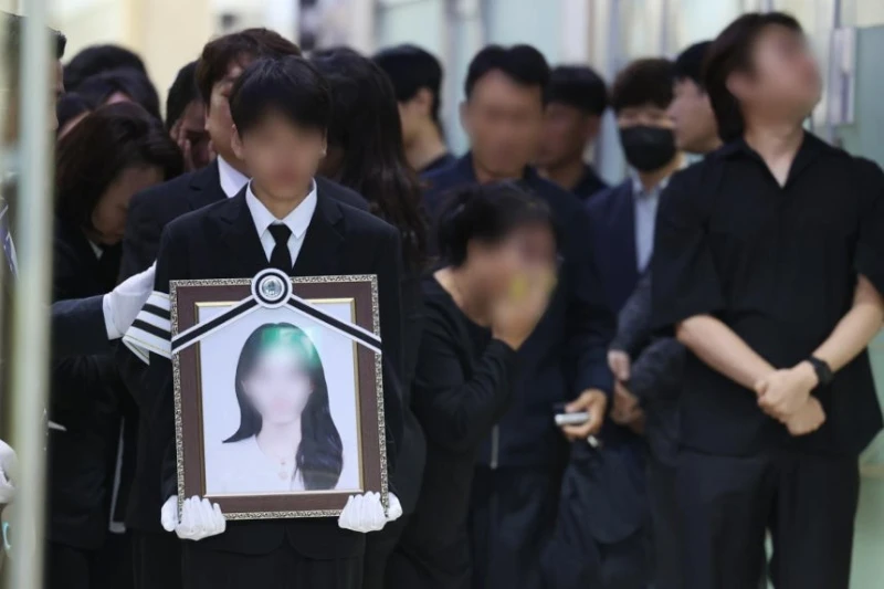 여고생 살해범, 식칼 2개 들고 이틀 전부터 배회-3