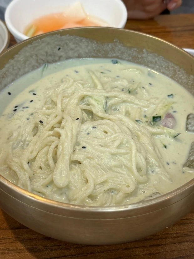 진짜 호불호 갈리는 국수-8