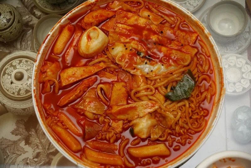 한 때 경상도의 김밥천국 급이었던 분식 체인점-10