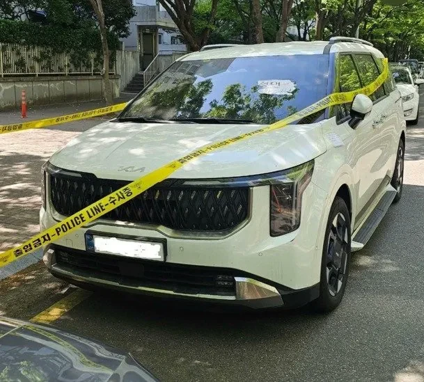 공짜 주차 하겠다고 과학수사 하는 것처럼 꾸며놓은 카니발