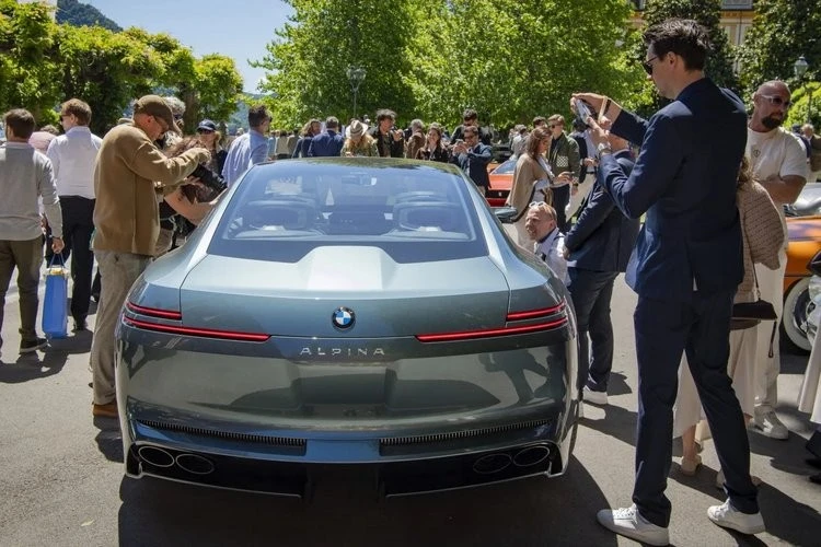 BMW 알피나 컨셉 자동차-3