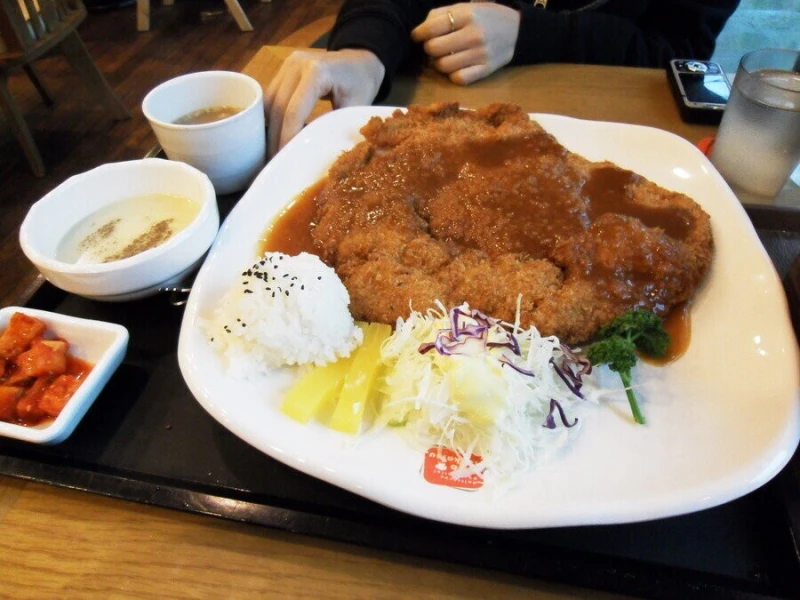 어느 일본인이 말하는 한국의 돈까스 특