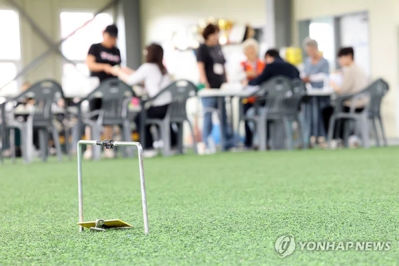 6.3 지방선거 이색 투표소-5