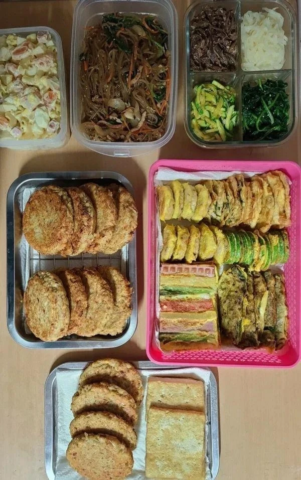 MZ사원 어머니 첫 제사라 탕비실에서 음식 만들어 줬음-3
