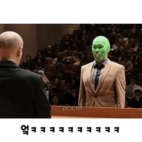 복장제한이 없는 교토 예술대 졸업식-8