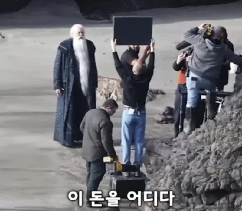 역대급으로 돈을 쏟아부은 해리포터 드라마 제작비-20