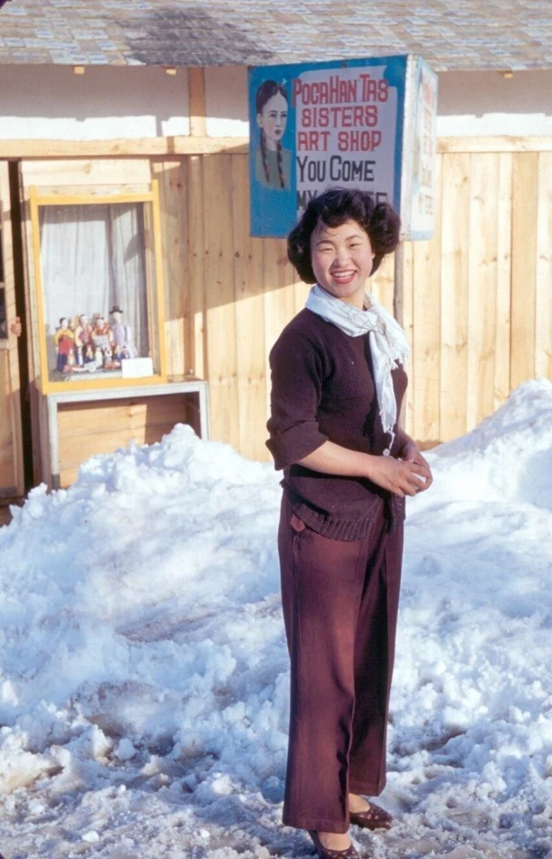 1952년 젊은 한국 여성들 모습.jpg-6