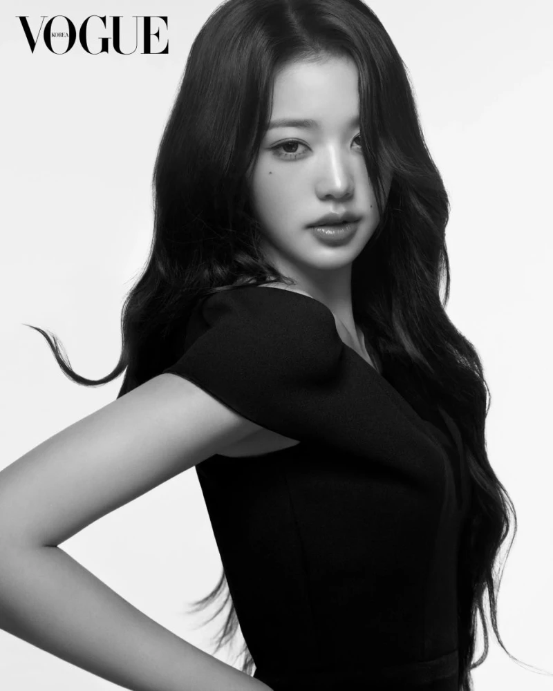 아이브 장원영 화보.JPG-5