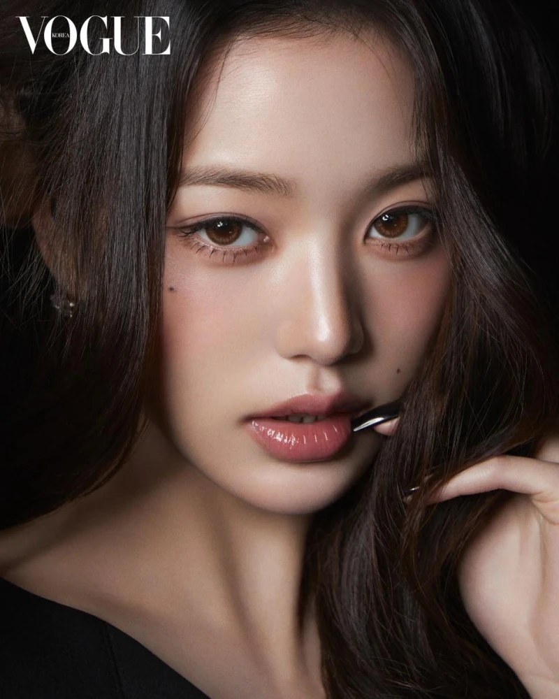 아이브 장원영 화보.JPG-6