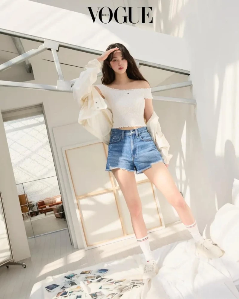 오늘 장원영 보그 화보.jpg-5