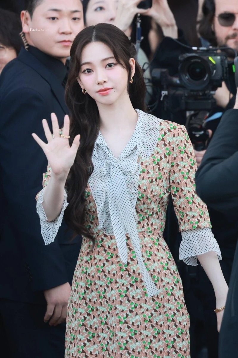 3년 연속 프라다 앰버서더 카리나-7