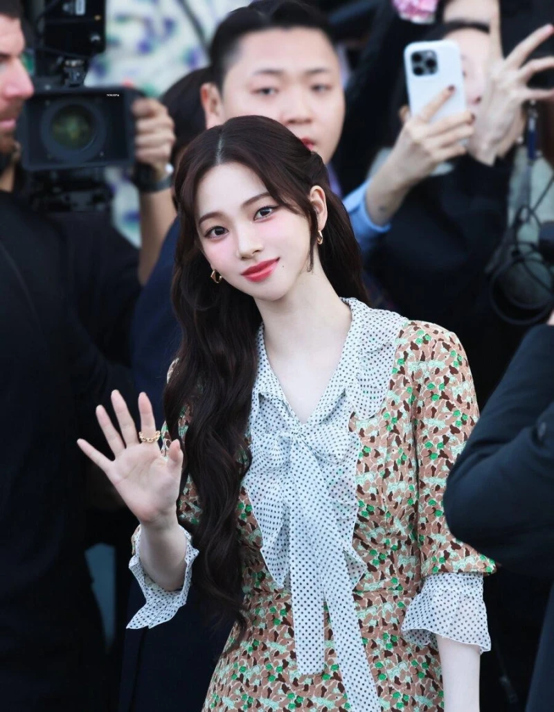 3년 연속 프라다 앰버서더 카리나-19