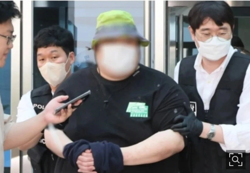 "50명 죽인다" 서울역 칼부림 예고 30대 2심도 징역10월 -2