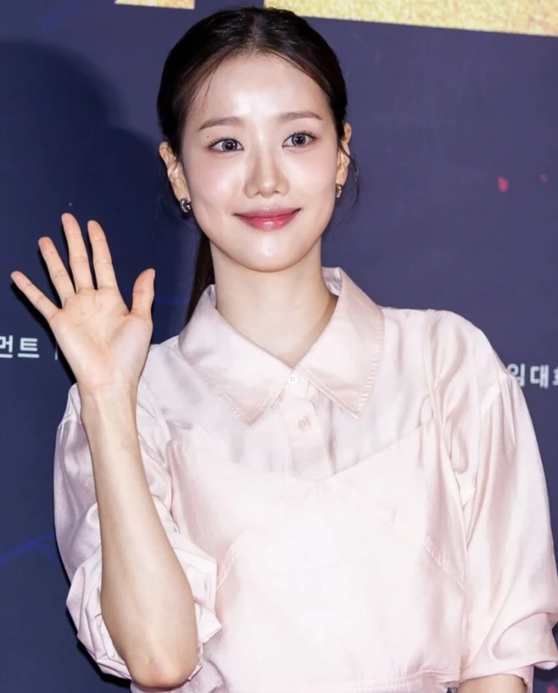 곽튜브도 홀려 버린 그녀... 이나은 근황-3