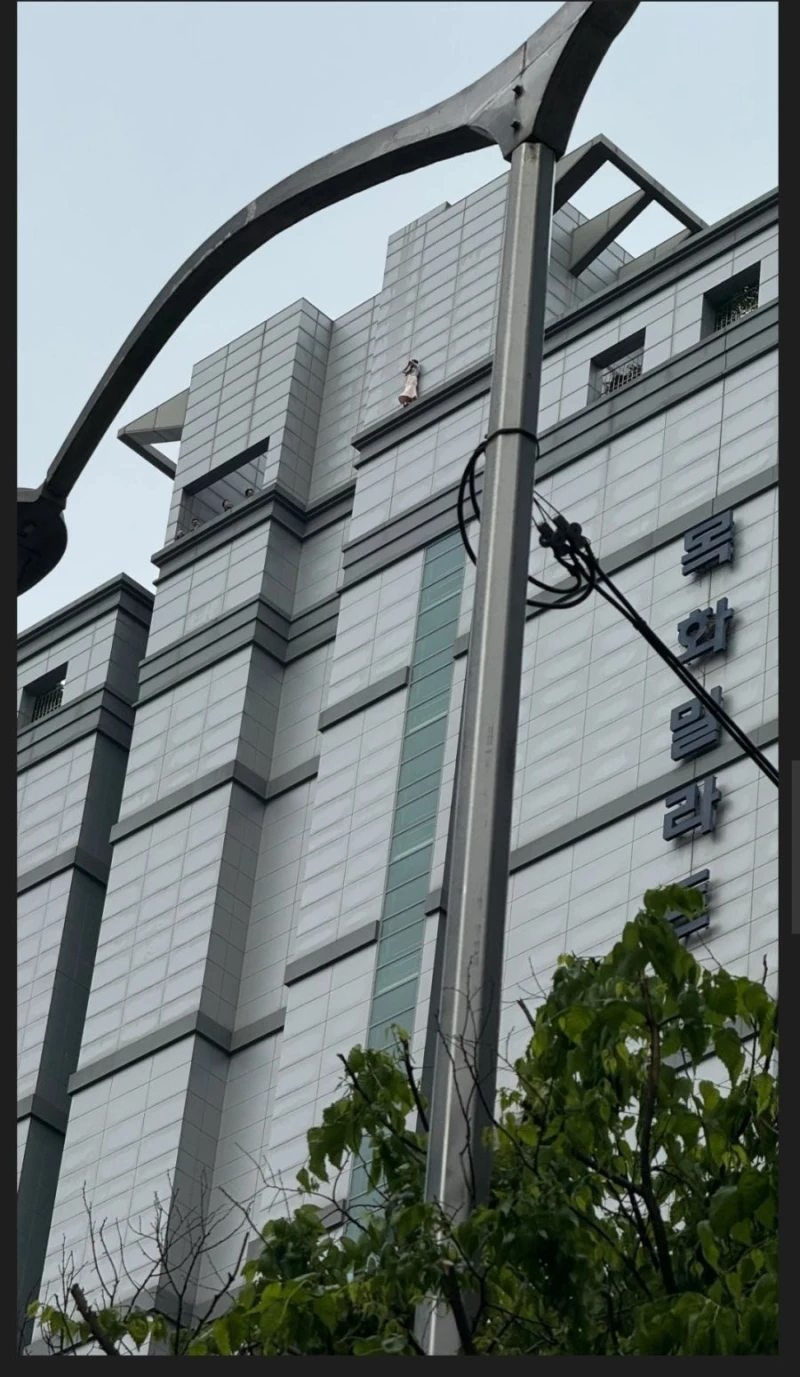 실시간 난리난 강남역 ㄷㄷㄷ