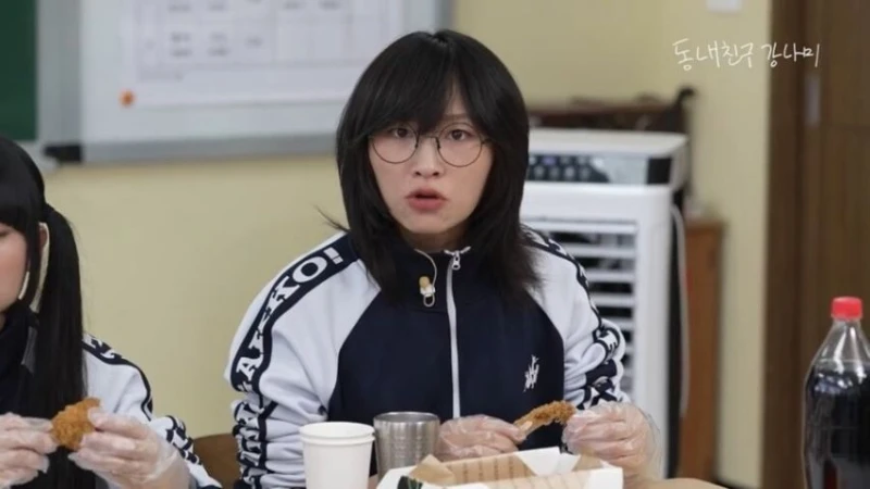 BBQ 치킨을 먹은 일본 여자돌 반응 -3